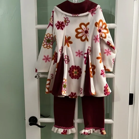 New handmade girls’ fleece coat and pant set, size 8